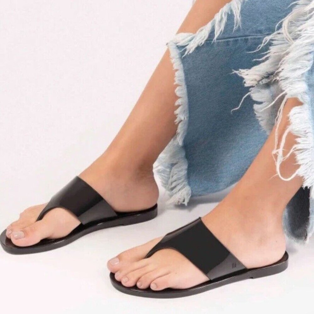 MELISSA Essential Chic Black Water Resistant Flip Flop Size 8 - Picture 2 of 16